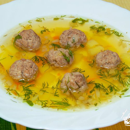 Potato soup with meatballs