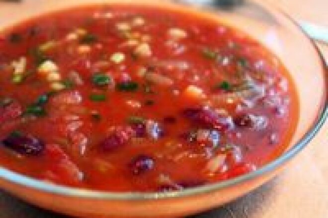 Bean soup with ribs