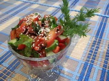 Fresh vegetable salad