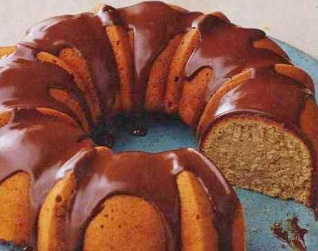 Banana cake with chocolate cream