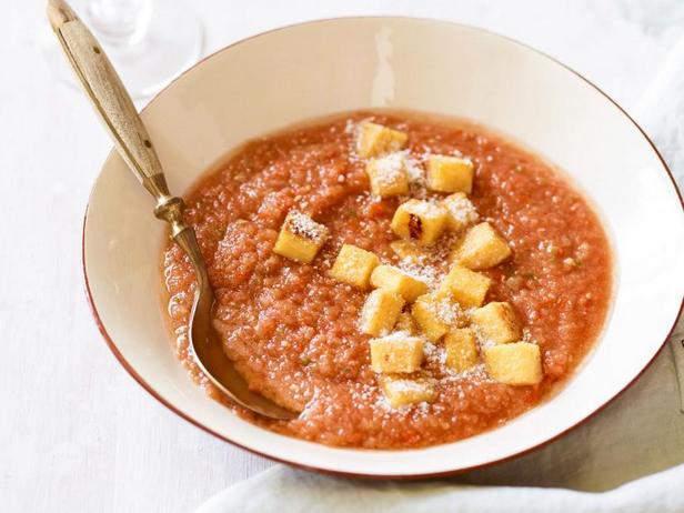 Cherry tomato gazpacho with chili peppers