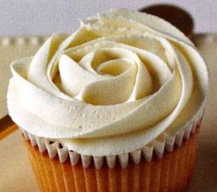 Coconut buttercream muffins