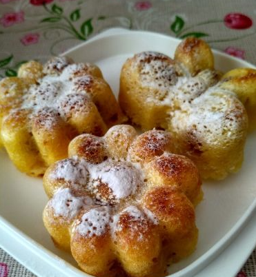 Curd muffins with raisins