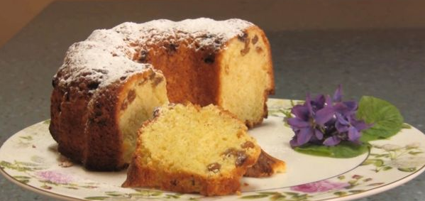 Crumbly cupcake