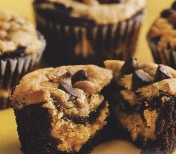 Chocolate Peanut Cupcakes