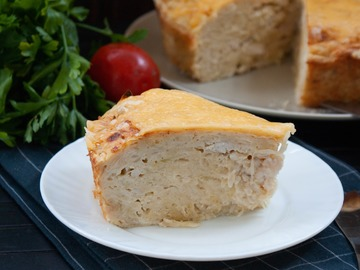 Cabbage pie with minced meat