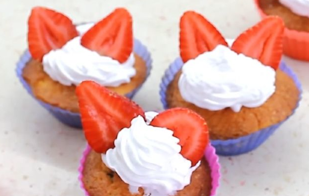 Tasty Muffins with peanuts