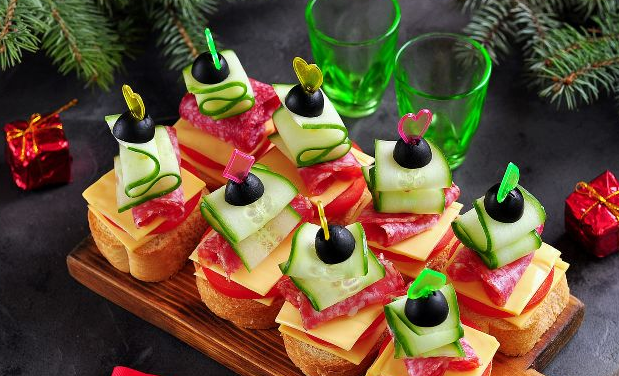 Canape with sausage and cheese