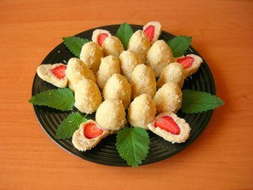 No Bake Cookies with Fresh Strawberries