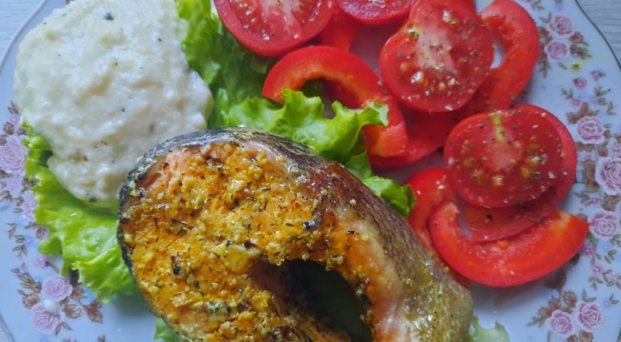 Tuscan red fish with creamy cheese sauce
