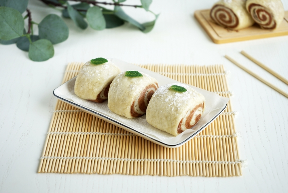 Delicate Chinese steamed buns