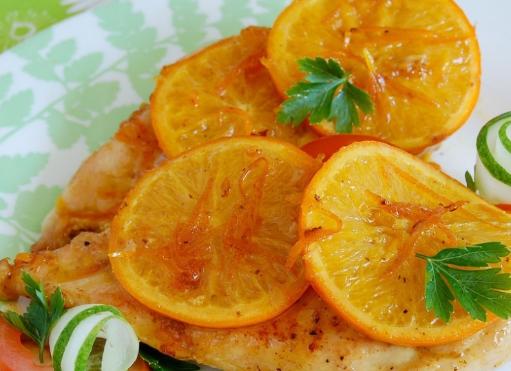 Chicken breast in orange sauce