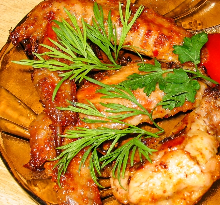 Chicken wings in adjika