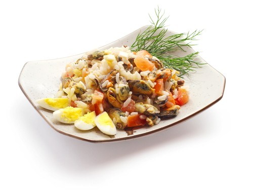 Rice and mussel salad