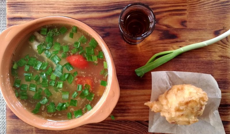 Pike perch soup with tomatoes