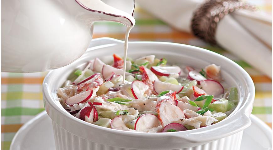 White okroshka with crab meat