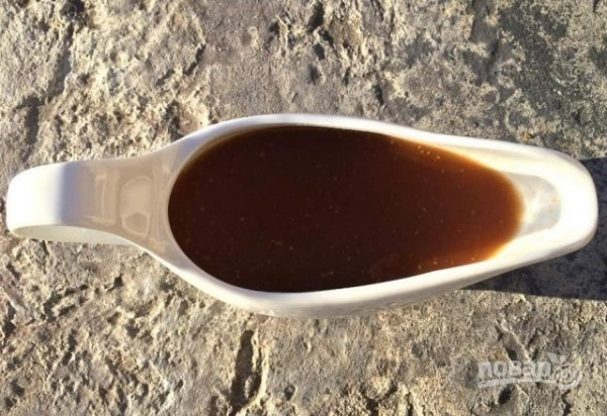 Rich beef broth