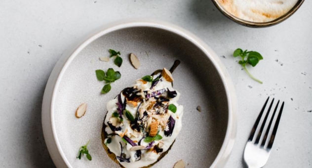 Marinated Hot Pear with Stracciella Cheese