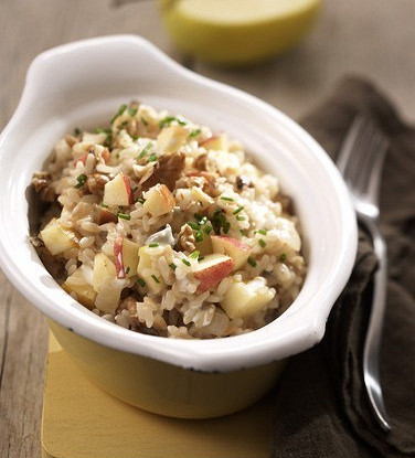 Rice salad with mackerel, porcini mushrooms and apples