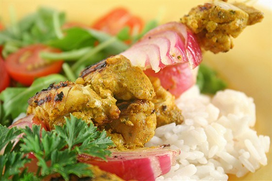 Tandoori chicken with rice and cardamom