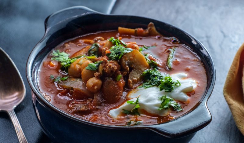 Lamb soup with chickpeas