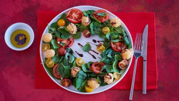 Caprese Wreath Salad with Grilled Cheese
