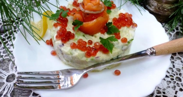 Avocado Salad with Fresh Cucumber