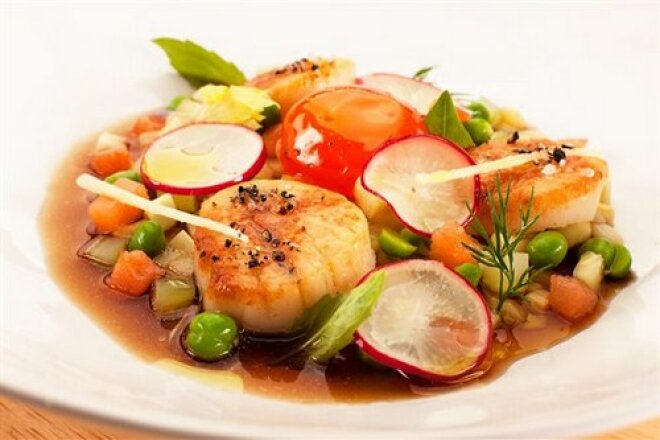 Okroshka with salmon and scallops