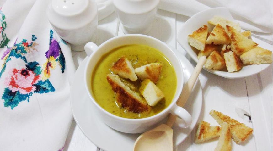 Lentil puree soup