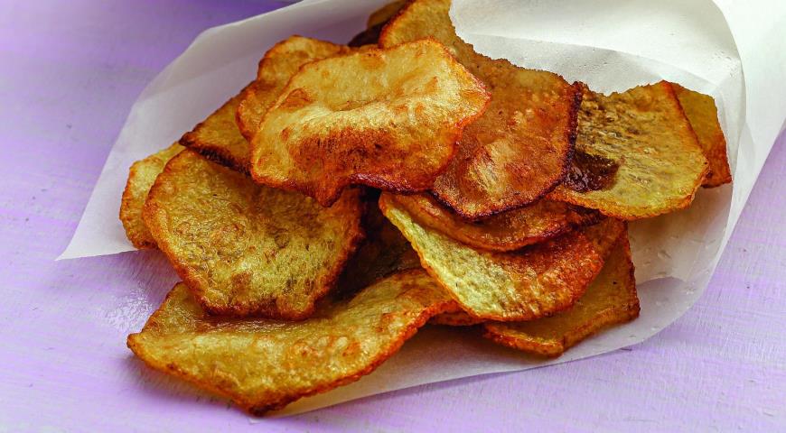 Potato Chips with Curd Dip
