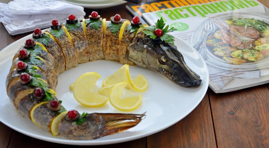 Stuffed pike