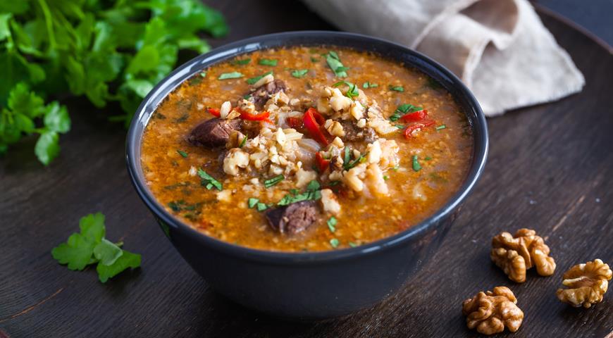 Beef kharcho soup with rice 2