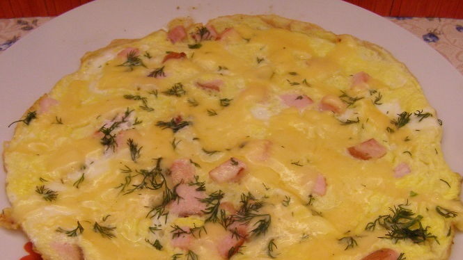 Omelet with bacon and cheese