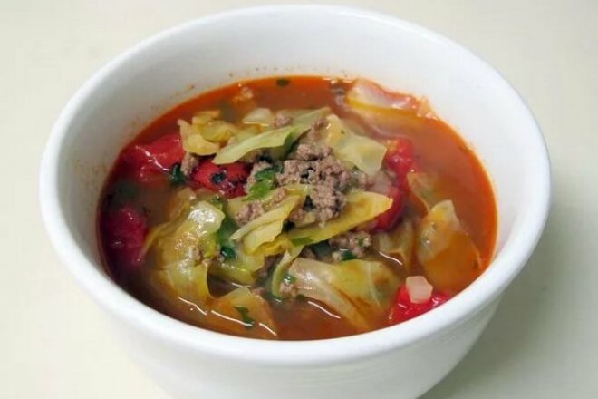 Hearty soup with vegetables and minced meat