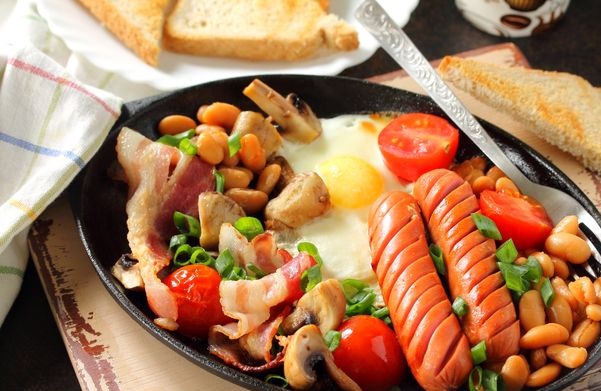 Breakfast in English style