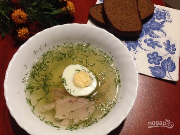 Chicken broth with egg