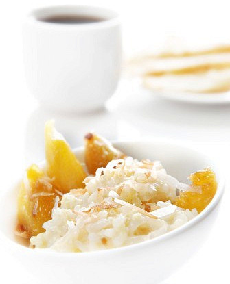 Creamy dried apricot soup with rice