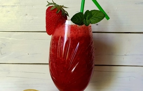 Strawberry smoothie