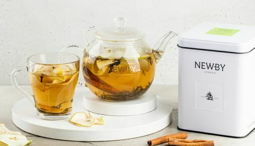 Oriental apple tea