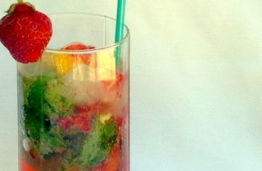 Strawberry mojito