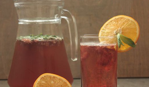 Strawberry-orange juice
