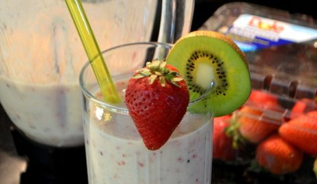 Easy kefir cocktail