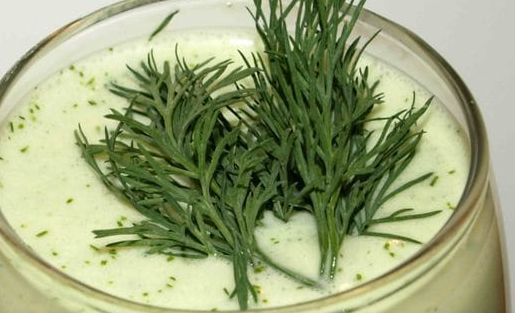 Kefir cocktail with dill and salt
