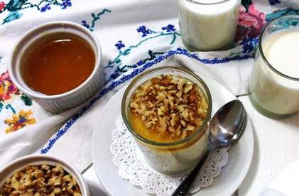 Homemade yogurt with honey and nuts