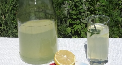 Mint Ginger Lemonade