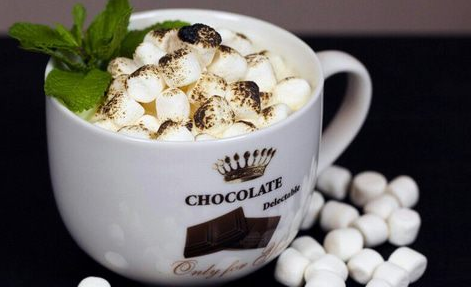 Hot white chocolate