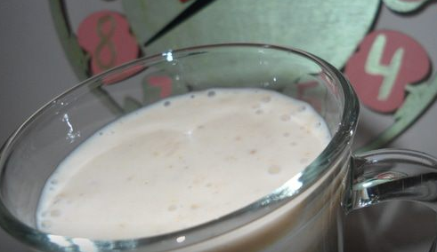 Smoothie with figs