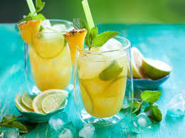 Pineapple juice lemonade