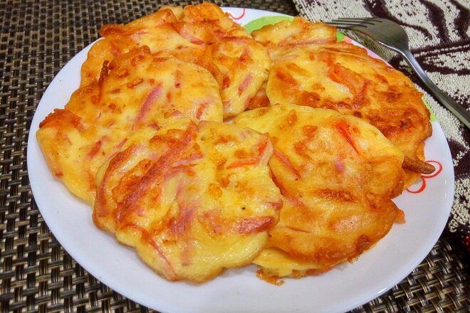 Fritters With Sausage, Cheese And Tomatoes On Kefir