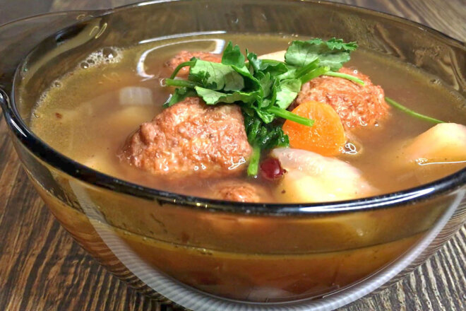 Soup With Meatballs And Red Beans